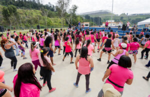 Cultura de Itapevi promove Zumba em homenagem às mulheres e retoma aulas de Ritmos
