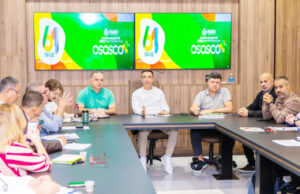 Prefeitos de Osasco e Itapevi anunciam reajustes salariais aos servidores públicos