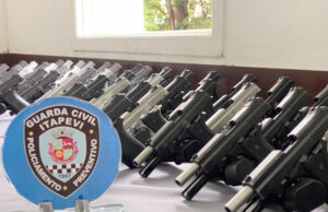 Convênios com governo do Estado visam ampliar segurança em Itapevi, inclusive com novas armas para a GCM