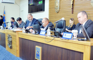 Vereadores aprovam criação de auxílio-transporte escolar para alunos da educação infantil de Santana de Parnaíba