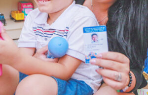 Prefeitura de Santana de Parnaíba inicia entrega de Carteira de Identificação para Pessoas com Autismo