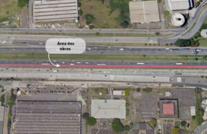 Trecho de acostamento na rodovia Castello Branco é bloqueado na região de Barueri