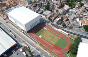 Entrega de complexo esportivo no Jardim Silveira antecipa obras de novo estádio em Barueri