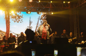 Cantor Péricles encerra 41ª Festa Junina de Jandira que contabiliza 12 toneladas de alimentos arrecadados