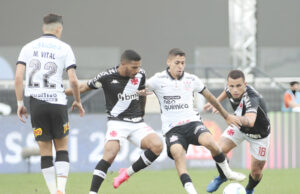 Tabu de 13 anos entre Timão e Vasco será posto em jogo com Arena Itaquera vazia