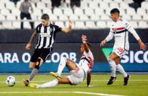 Botafogo joga no Morumbi para tentar aumentar ‘gordura’ na abertura do 2º turno do Brasileirão