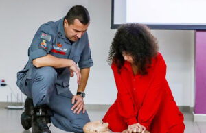 Educação de Itapevi capacita profissionais para atendimento de primeiros-socorros nas escolas