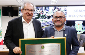 Sesão Solene formaliza entrega de Título de Cidadão Osasquense a José Carlos Vido