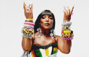 Cantora Majur faz show gratuito no Sesi Osasco