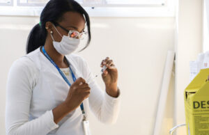 Saúde + Perto de Você chega à UBS do Santo Estevão com realização de feira de adoção de pets