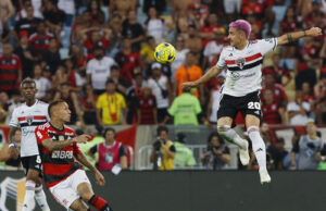 Calleri marca no RJ e São Paulo fica a um empate de título inédito