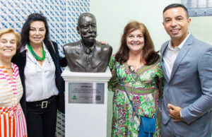Monumentos em homenagem à história de Osasco ganham novos espaços no hall de entrada do Paço Municipal