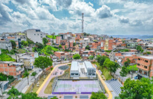 Governador de SP inaugura nova Praça da Cidadania em Itapevi