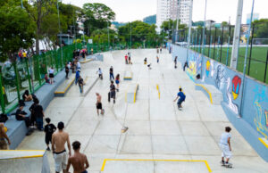 Reformada, pista de skate do Bela Vista é entregue à população