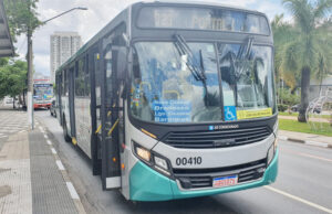 Rogério Lins anuncia que não haverá aumento no preço da passagem dos ônibus de Osasco em 2024