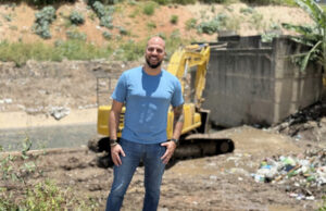 Gerson Pessoa confere limpeza do piscinão de Carapicuíba, solicitada desde o ano passado