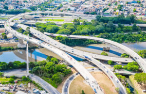 Governador de SP vistoria obras na Castello Branco em Osasco e Barueri