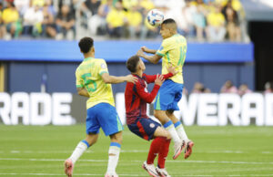 Brasil enfrenta Paraguai precisando da vitória, após decepção na estreia da 48ª Copa América