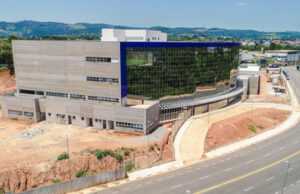 Cidades gastaram R$ 174,5 milhões em obras atrasadas ou paralisadas na região