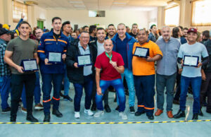 Osasco homenageia agentes da Defesa Civil que participaram de resgates no Rio Grande do Sul