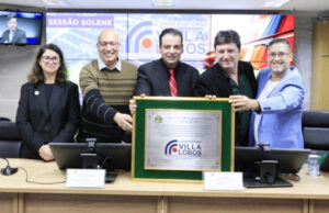 Sessão Solene da Câmara de Osasco homenageia história do Conservatório Villa Lobos