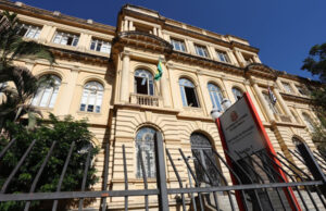 Secretaria da Educação abre consulta pública sobre implantação das escolas cívico-militares na Grande SP