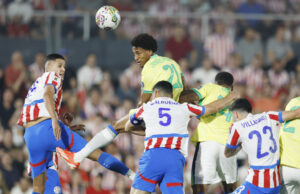 Brasil sobe na tabela das eliminatórias sem agradar em campo