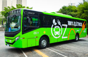 Linhas municipais recebem primeiros ônibus elétricos em Osasco