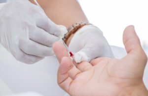 Programa ‘Fique Sabendo’ promove serviços gratuitos de saúde para prevenção do HIV/Aids em Carapicuíba