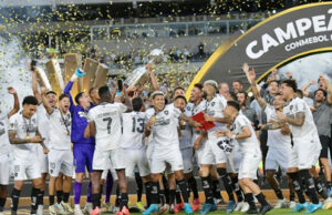 Após faturar a Copa Libertadores, Botafogo mira Intercontinental e Mundial da Fifa