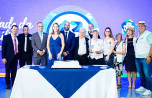 Osasco já cortou o bolo; agora divide cachorro-quente gigante pelo aniversário de 63 anos