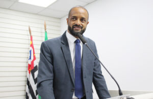 Vereador quer redução da distância entre casa e escola para cessão de transporte escolar em Carapicuíba