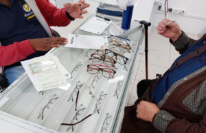 Recebimento de óculos em Barueri tem novo sistema com necessidade de agendamento on-line