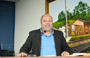 Fábio Betera propõe sistema de bilheteria da Zona Azul mais acessível para a população idosa de Jandira