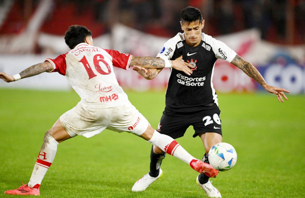 Esportes-Huracan-Corinthians
