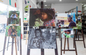 Biblioteca Municipal de Itapevi tem exposição fotográfica sobre o povo Guarani