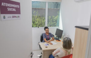 Seminário e homenagens reforçam enfrentamento à violência contra a mulher com ações do Agosto Lilás em Barueri