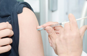 Sarampo volta a preocupar e governo de SP reforça importância da imunização