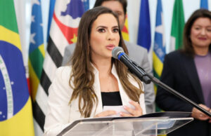 Camila Godoi é empossada nova deputada estadual pela região