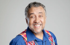 Novo espetáculo solo de Paulinho Gogó chega ao palco do Centro de Eventos de Barueri