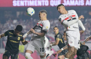 São Paulo arranca vaga para as quartas da Copa Libertadores com vitória nos pênaltis