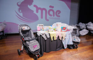 Programa Mãe Parnaibana promove a entrega de 70 novos kits contendo enxovais para futuros bebês da cidade