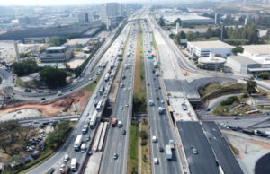 Lançamento de viga altera tráfego da Castello Branco entre Osasco e Barueri neste fim de semana