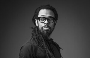 Paixão, política e cultura pop se reúnem em novo livro de Rodrigo Carneiro