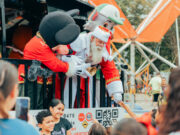 Carapicuíba distribui presentes de Natal a crianças da rede de ensino e em vulnerabilidade social