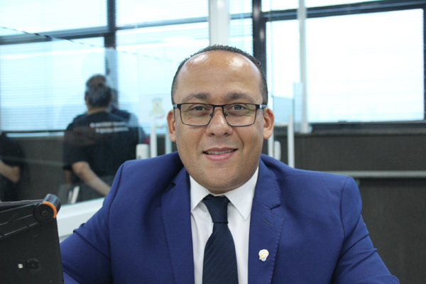 Politica-Cabelos-Cancer-Fabricio