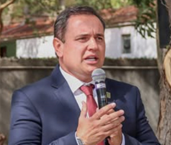 Politica-Cioeste-Gregorio-2