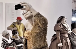 Gigi Manfrinato expõe esculturas ‘sustentáveis’ no Sesi Osasco