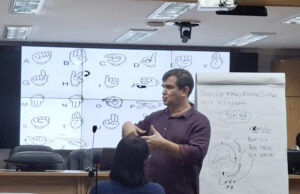 Câmara Municipal inicia curso de Libras para servidores