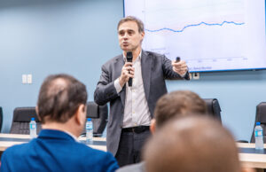 Ministro do STF participa de Seminário sobre governança pública promovido pelo Cioeste